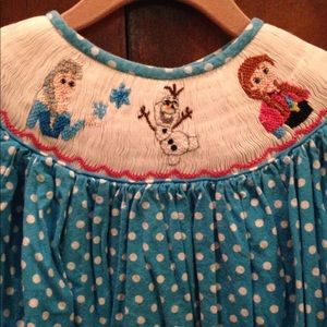 Hand-Smocked Frozen Dress 4T Blue Polka-Dot Cute!!